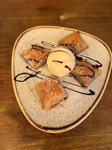 Photo of Agora Turkish Restaurant - 10 Queen's Square, Poulton-le-Fylde FY6 7BN